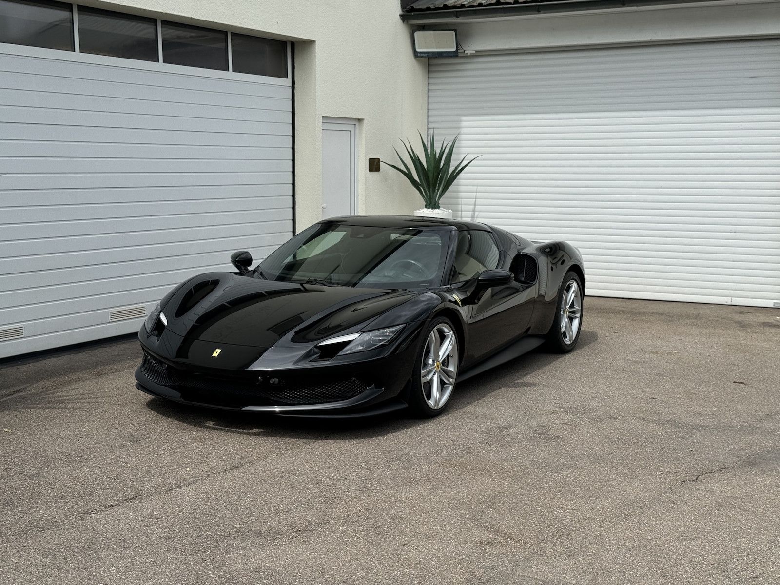 Ferrari 296 GTB - Samsaru's Car Outlet