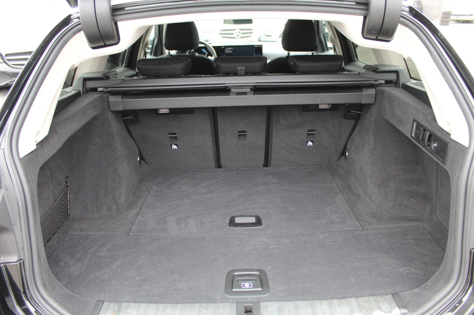 BMW 320d Tour. - Samsaru's Car Outlet