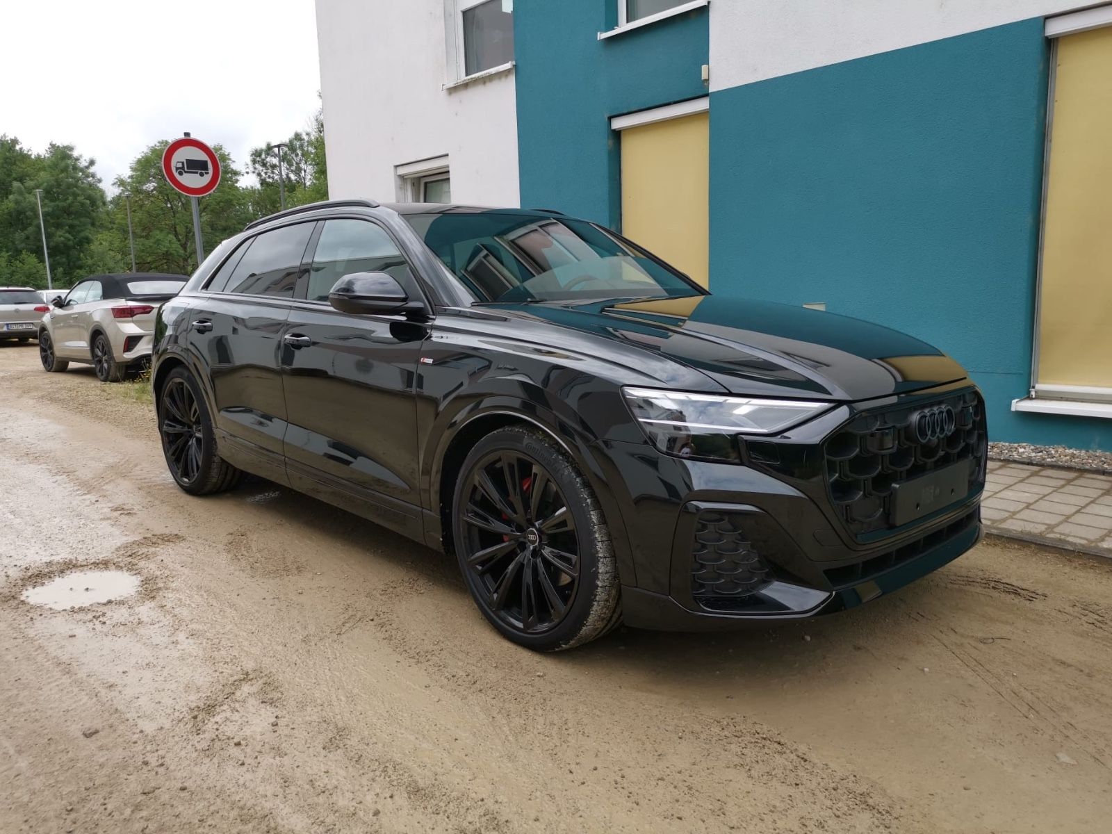 Audi Q8 50TDI S Line - Samsaru's Car Outlet