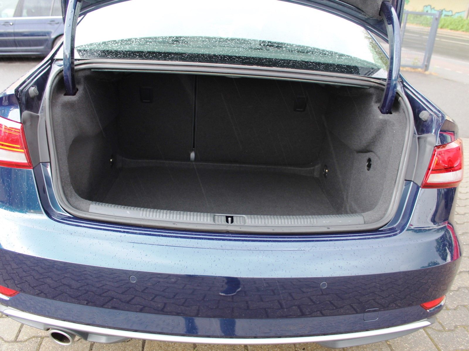 Audi A3 30 TFSI sport - Samsaru's Car Outlet