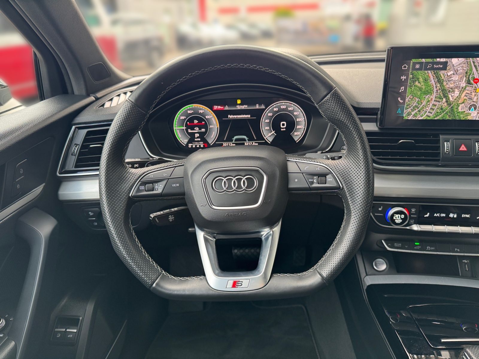 Audi Q5 S line 55TFSIe qu - Samsaru's Car Outlet