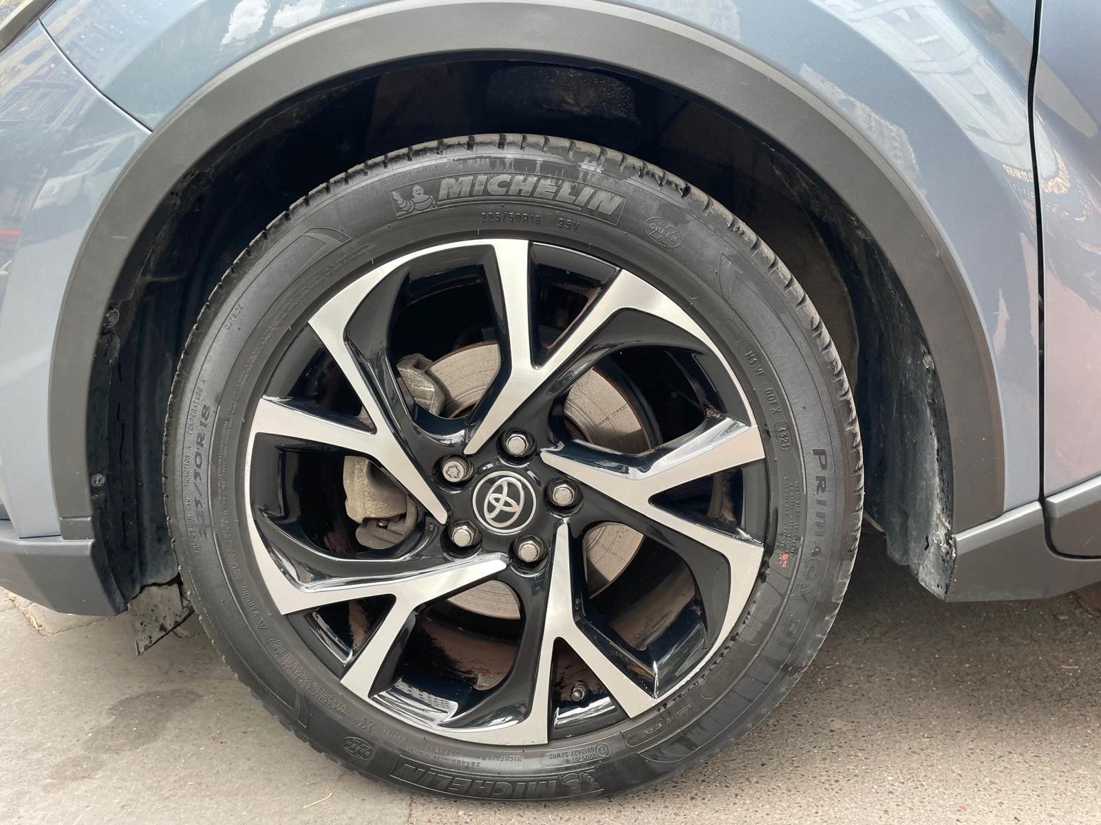 Toyota C-HR 2.0 HYBRIDE 184h EDITION - Samsaru's Car Outlet