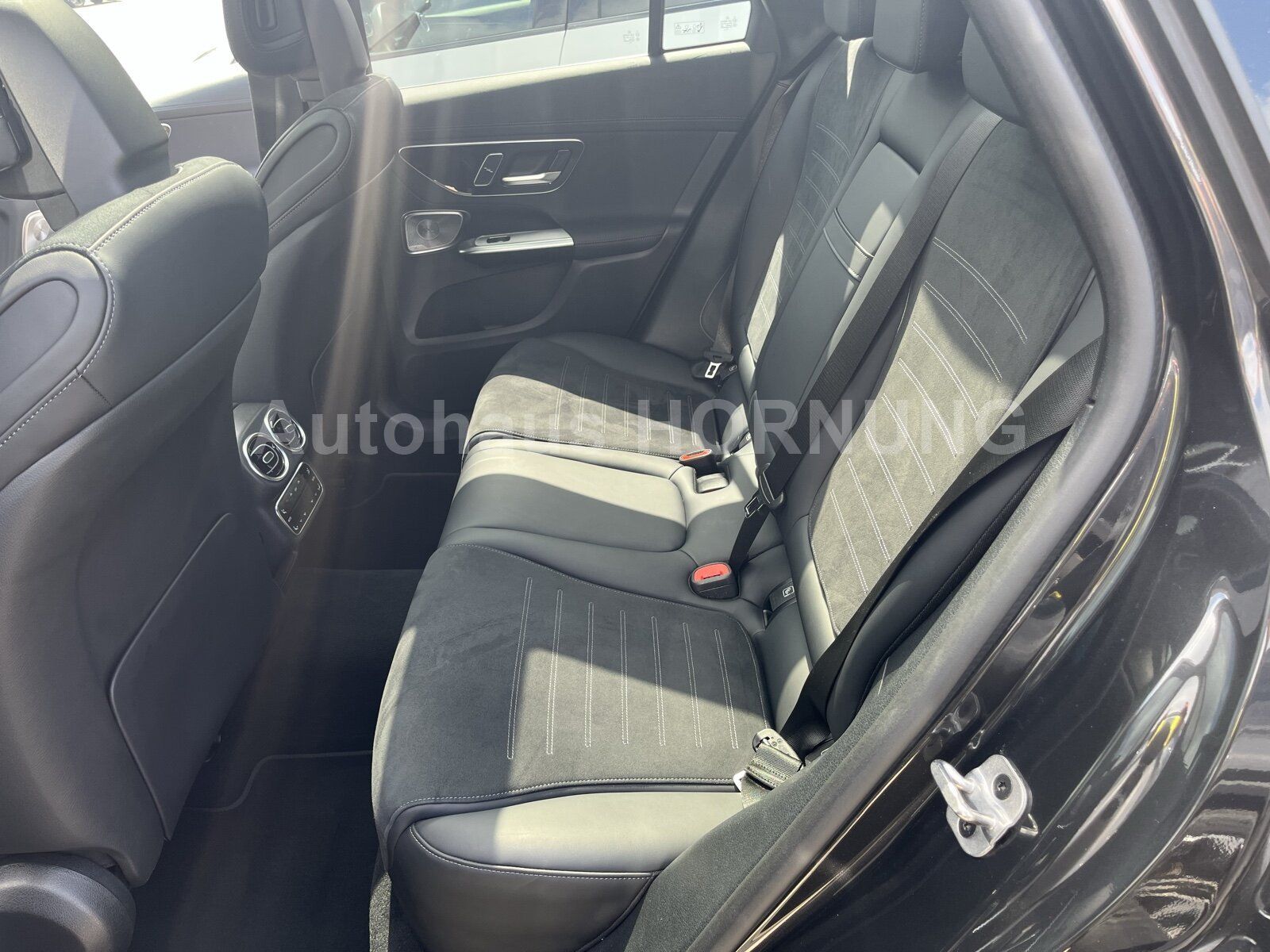 Mercedes-Benz GLC 220 d 4M AHK/Pano/Airmatic/HeadUP/DGL/AMG Li