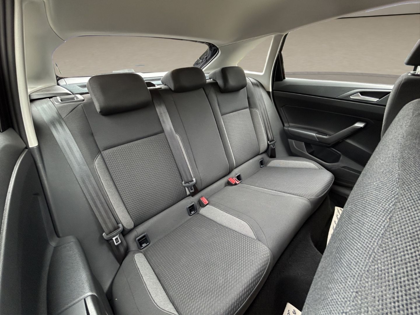 Volkswagen Taigo 1.0 TSI ''X-tra'' DSG - Samsaru's Car Outlet