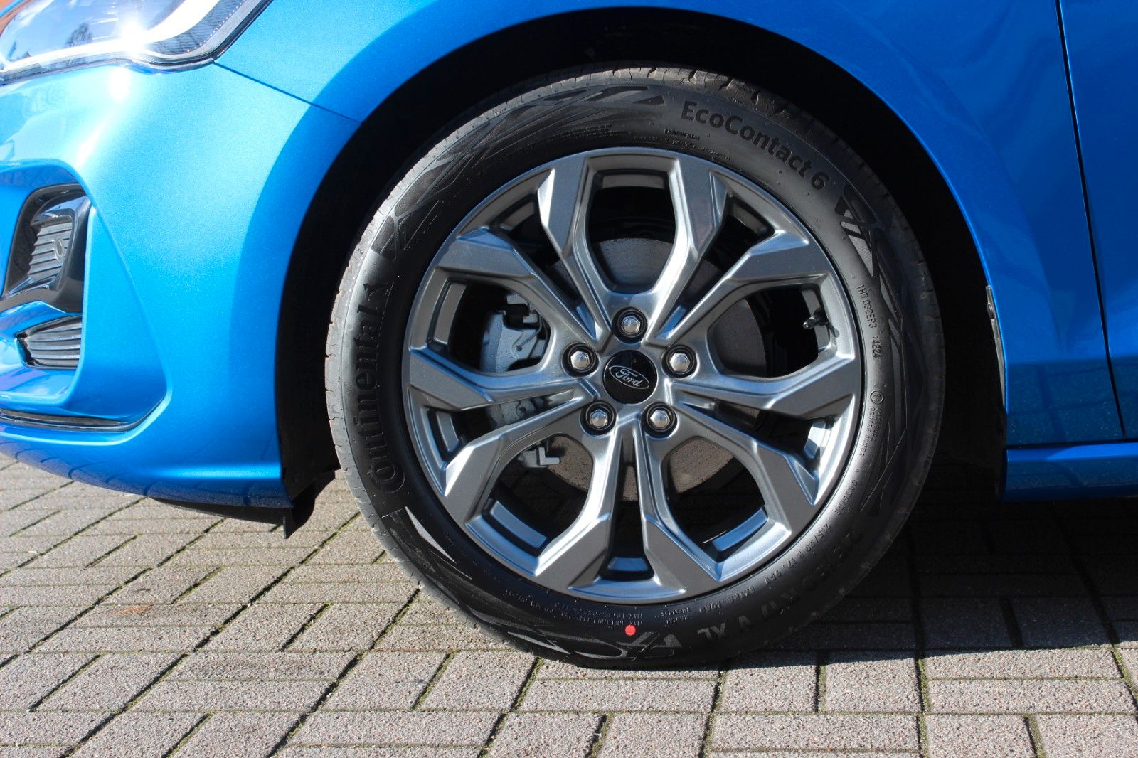 Ford Focus Turnier ST-Line X+AUTOMATIK+ACC+TW+LED