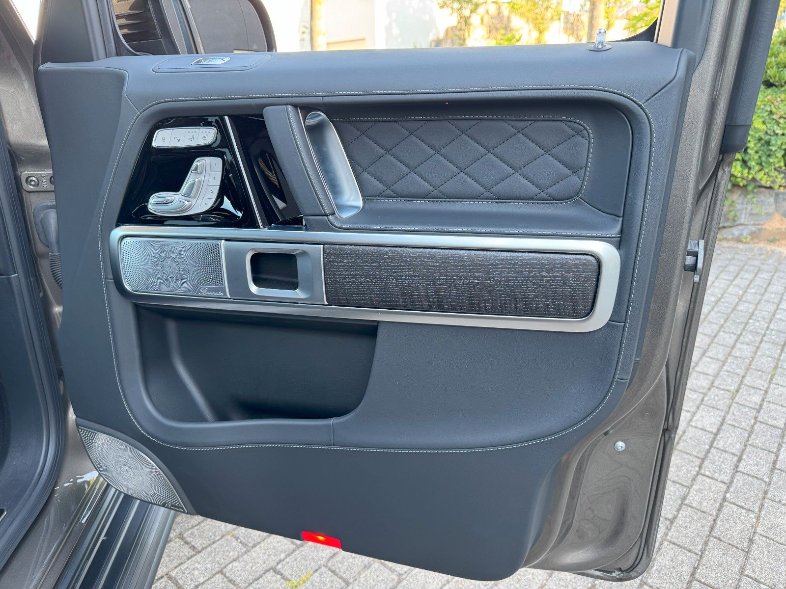Mercedes-Benz G 450 d AMG Line - Samsaru's Car Outlet