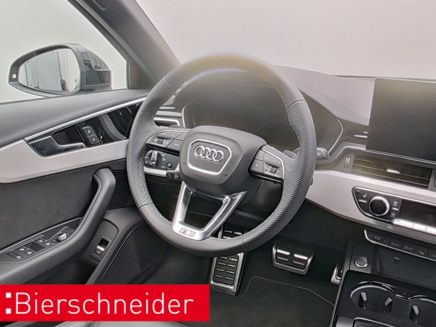 Audi A4 Av. 40 TFSI S-tronic qu s-line BLACK EDITION