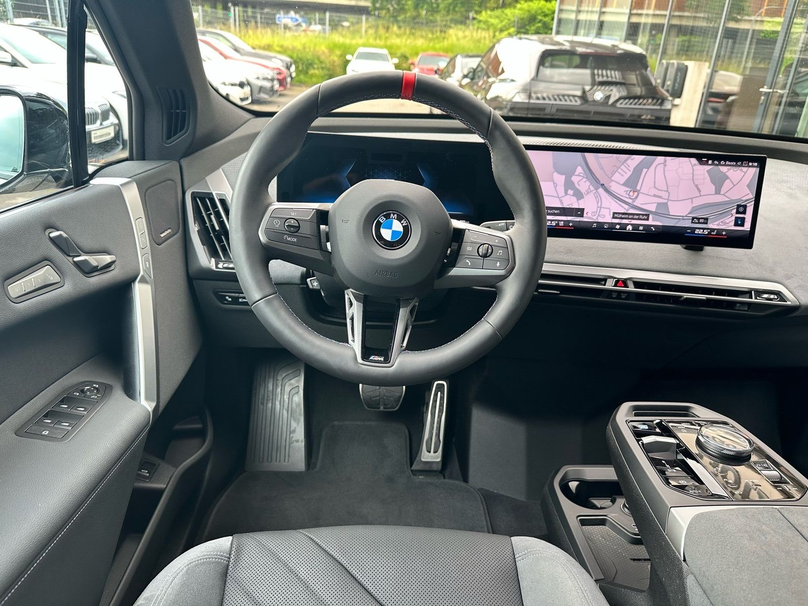 BMW iX M70 //Pano Stop&Go Leas.ab EUR 999,-inkl.