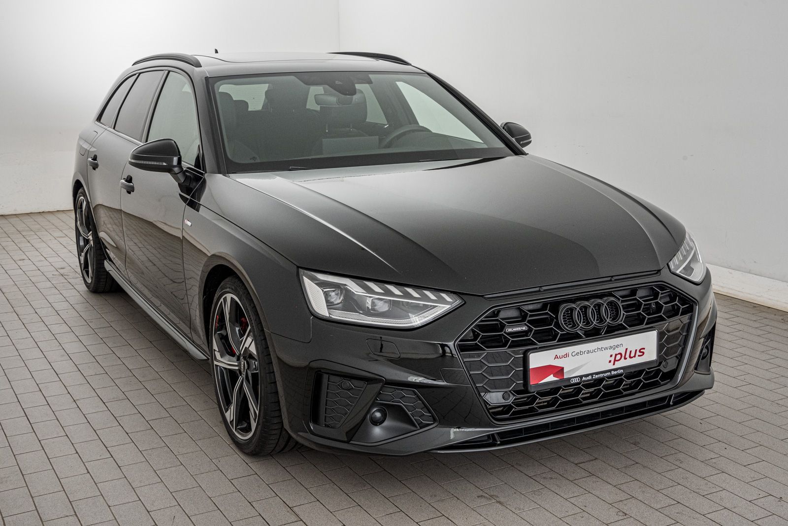 Audi A4 Avant S line 45 TFSI quattro S tronic - Samsaru's Car Outlet
