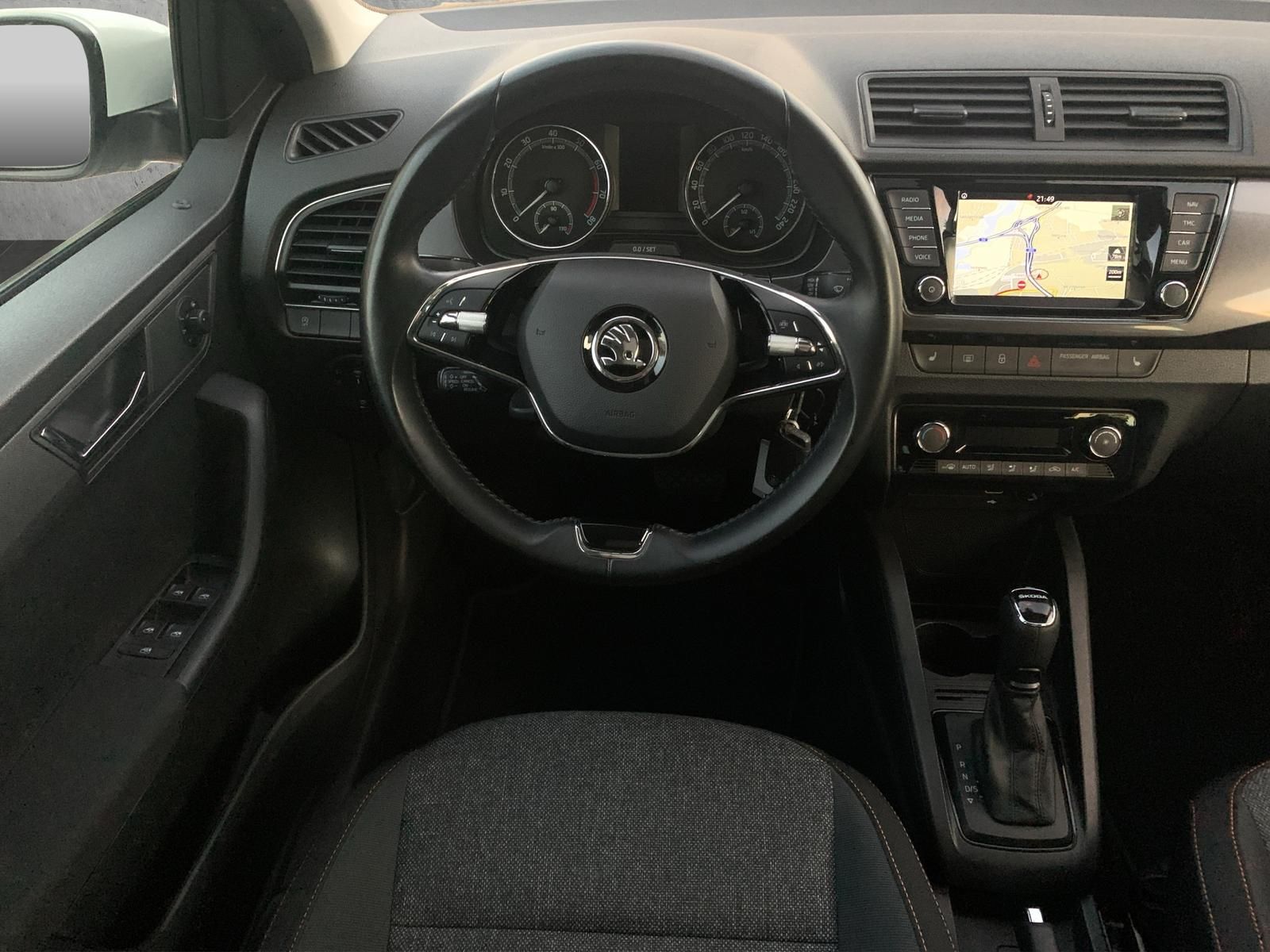 Skoda Fabia 1.0 TSI DSG - Samsaru's Car Outlet