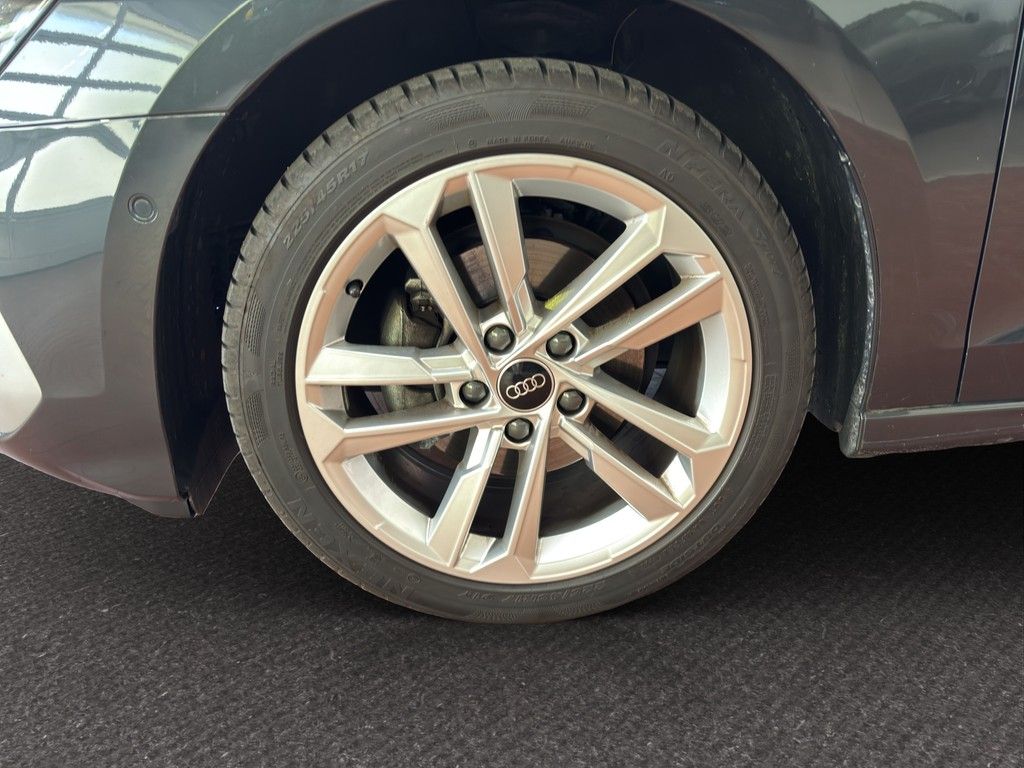 Audi A3 Sportback 1.5 TFSI 35 advanced +Navi+Sportsit