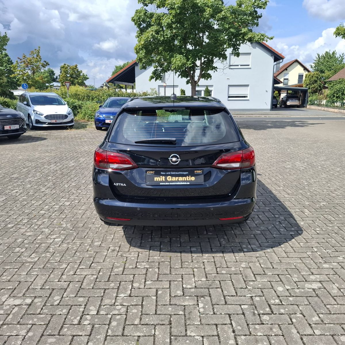 Opel Astra K 1.4 Turbo Sports Tourer Edition - Samsaru's Car Outlet