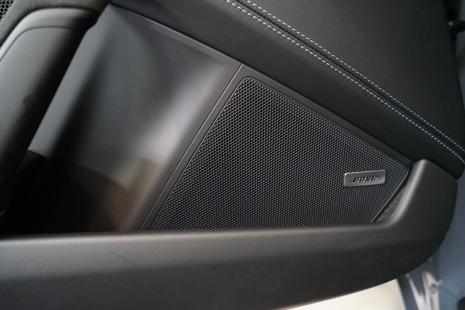 Porsche Targa 4 GTS + MY25 + CARBON + BOSE + 360
