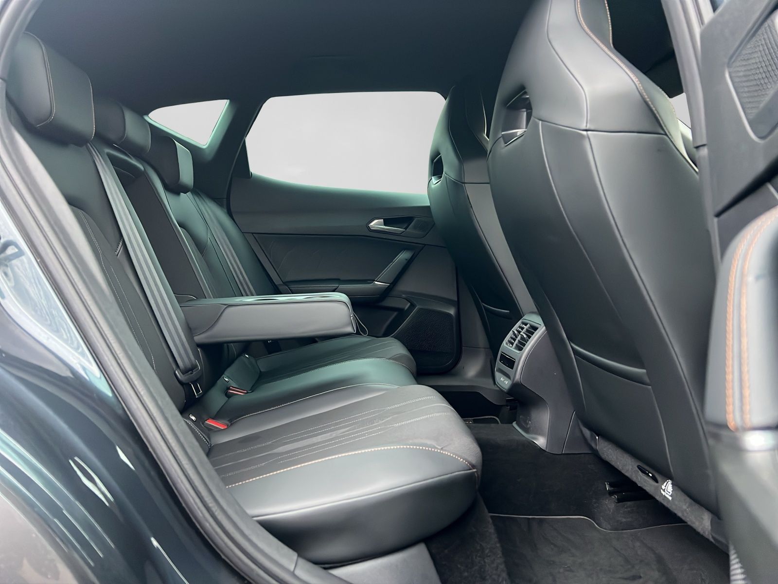 Cupra Formentor 1.4 eHybrid VZ KAMERA LM19 AHK