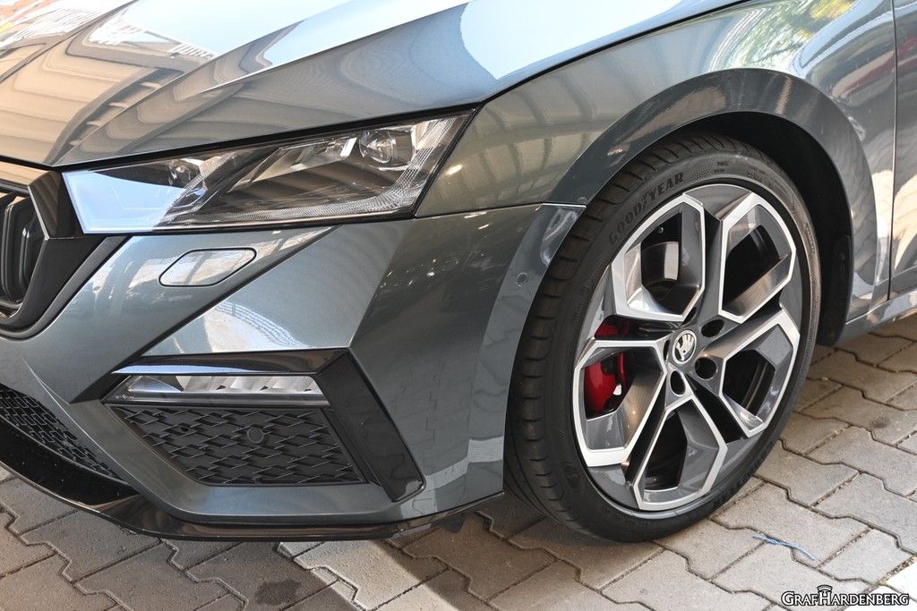 Skoda Octavia Combi 2.0 TDI RS 4x4 RS Plus - Samsaru's Car Outlet