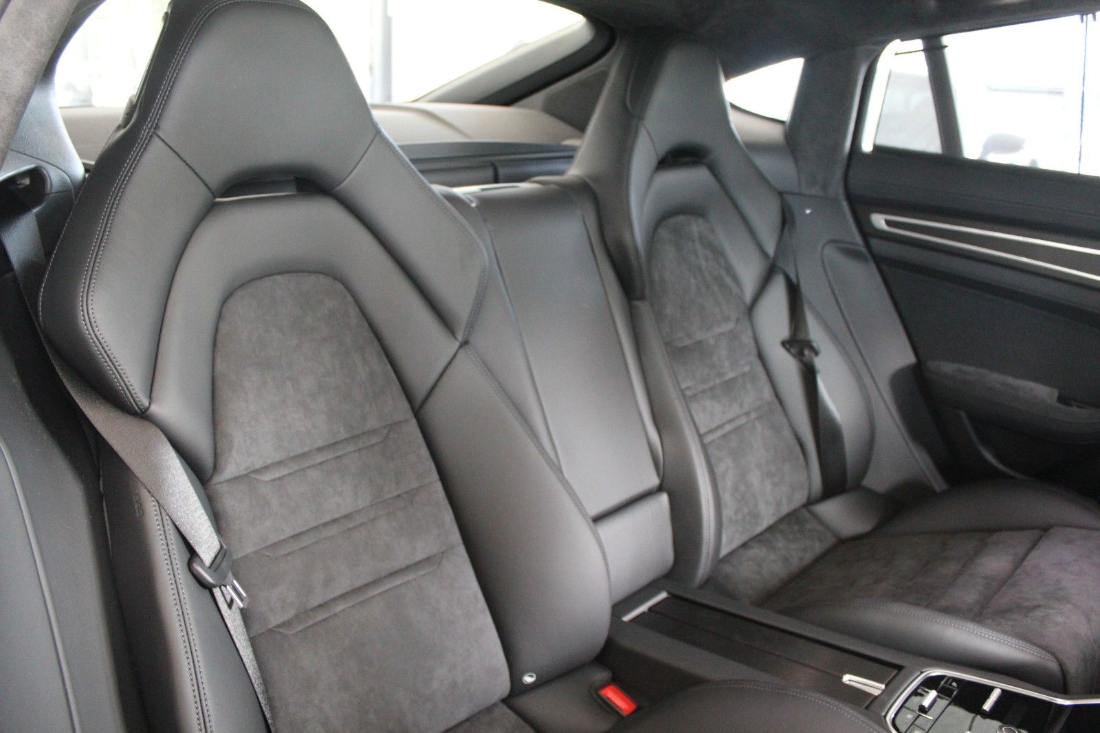 Porsche Panamera GTS SportDesign/Sportabgas/HeadUp/Pano