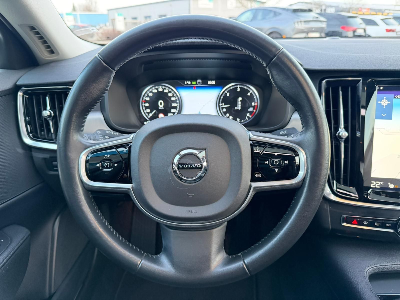 Volvo S90 2.0 D4 Momentum HeadUP 360° Schiebedach
