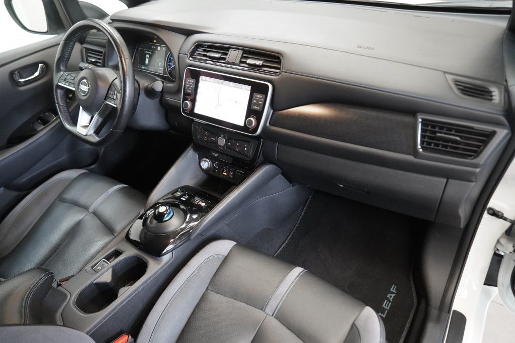 Nissan Leaf 40 kWh - Samsaru's Car Outlet