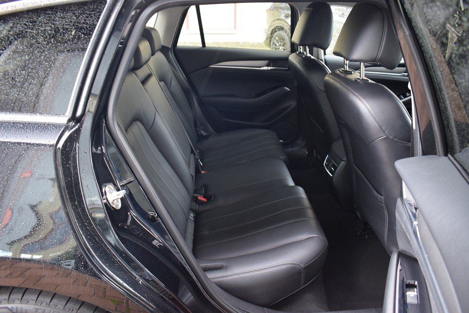 Mazda 6 2.0 165PS 6AG Exclusive-Line Leder BOSE® Matri