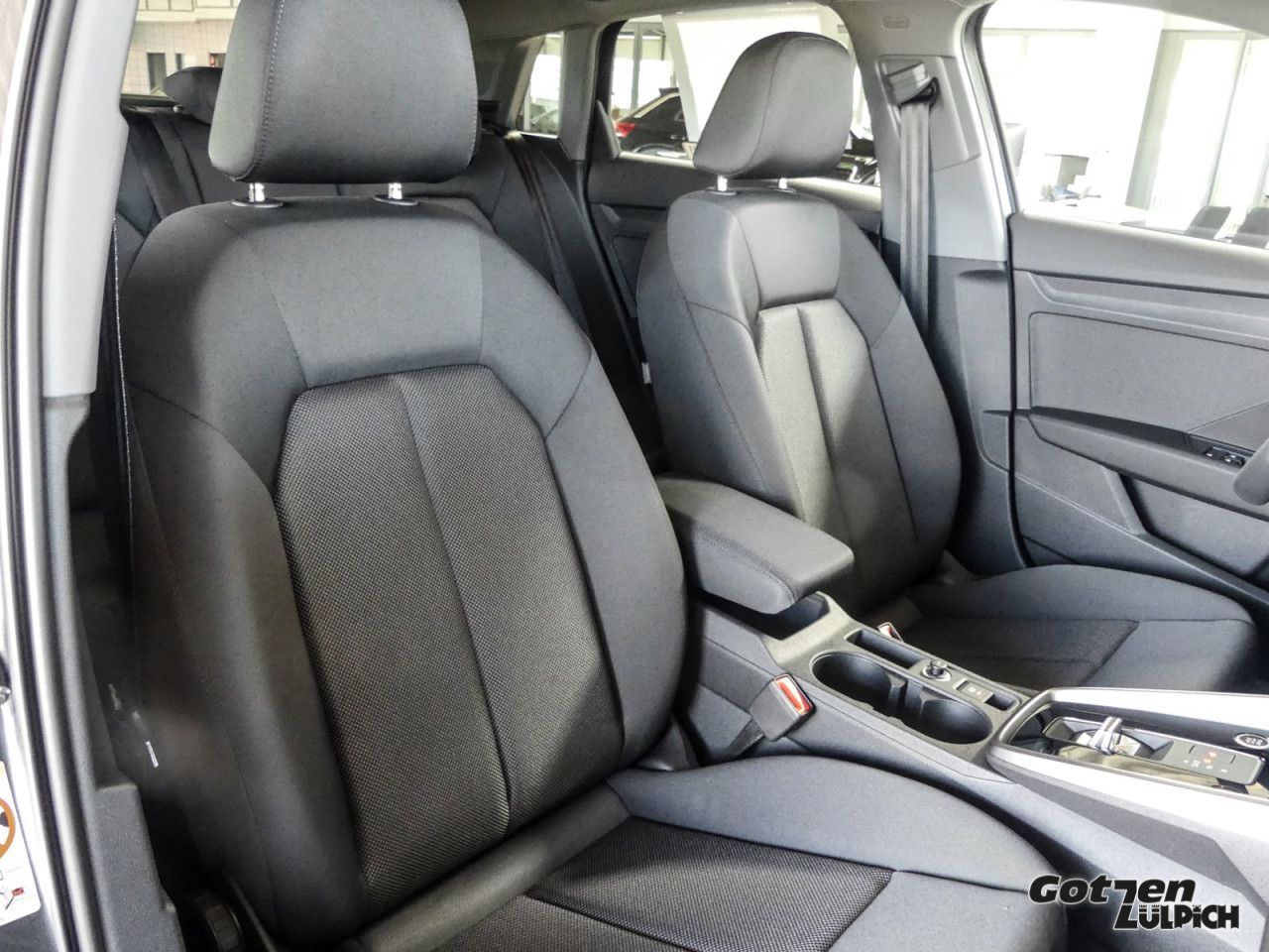 Audi A3 Sportback 35 TFSI S line S tronic - Samsaru's Car Outlet