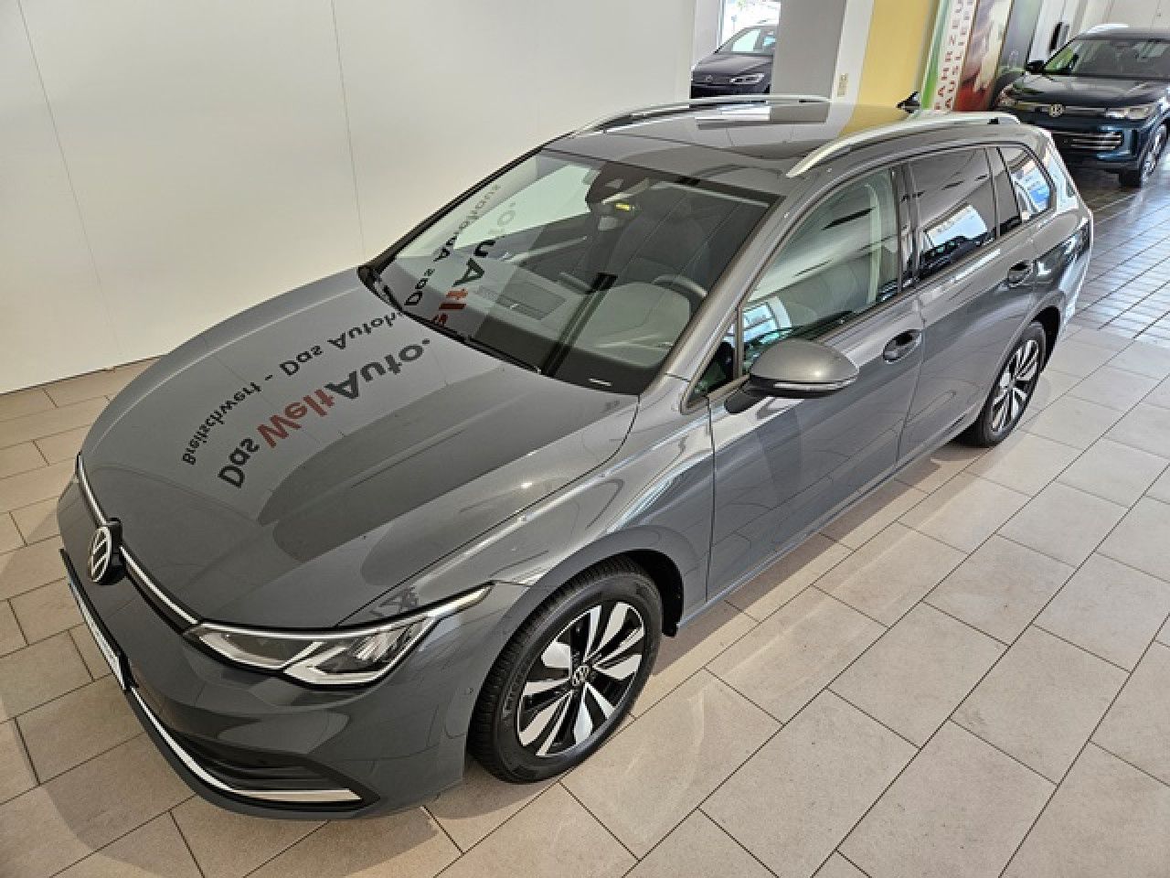 Volkswagen Golf Variant 2.0 TDI Move DSG - Samsaru's Car Outlet