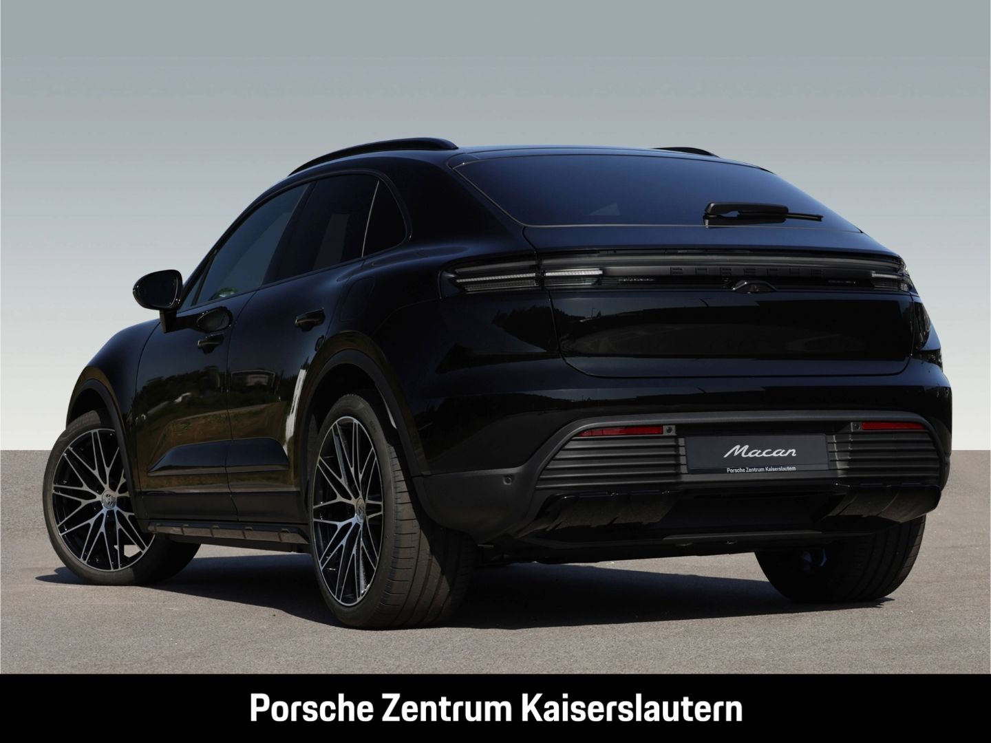 Porsche Macan 4 BOSE Panoramadach Surround View LED