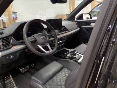 Audi Q5 45 TFSI quattro S tronic S-Line - Samsaru's Car Outlet