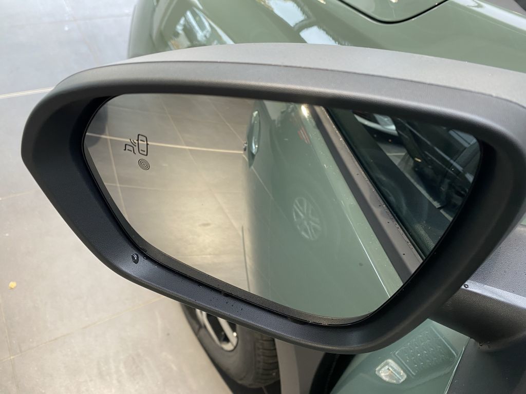 Dacia Duster TCe 150 - Samsaru's Car Outlet
