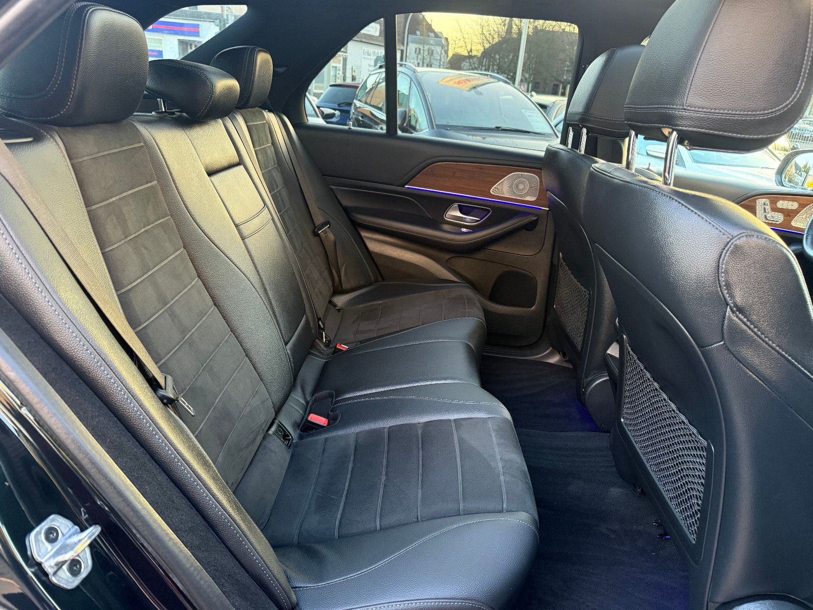 Mercedes-Benz GLE 350de 4Matic*AMG*ACC*PANO*Burmester*AHK*