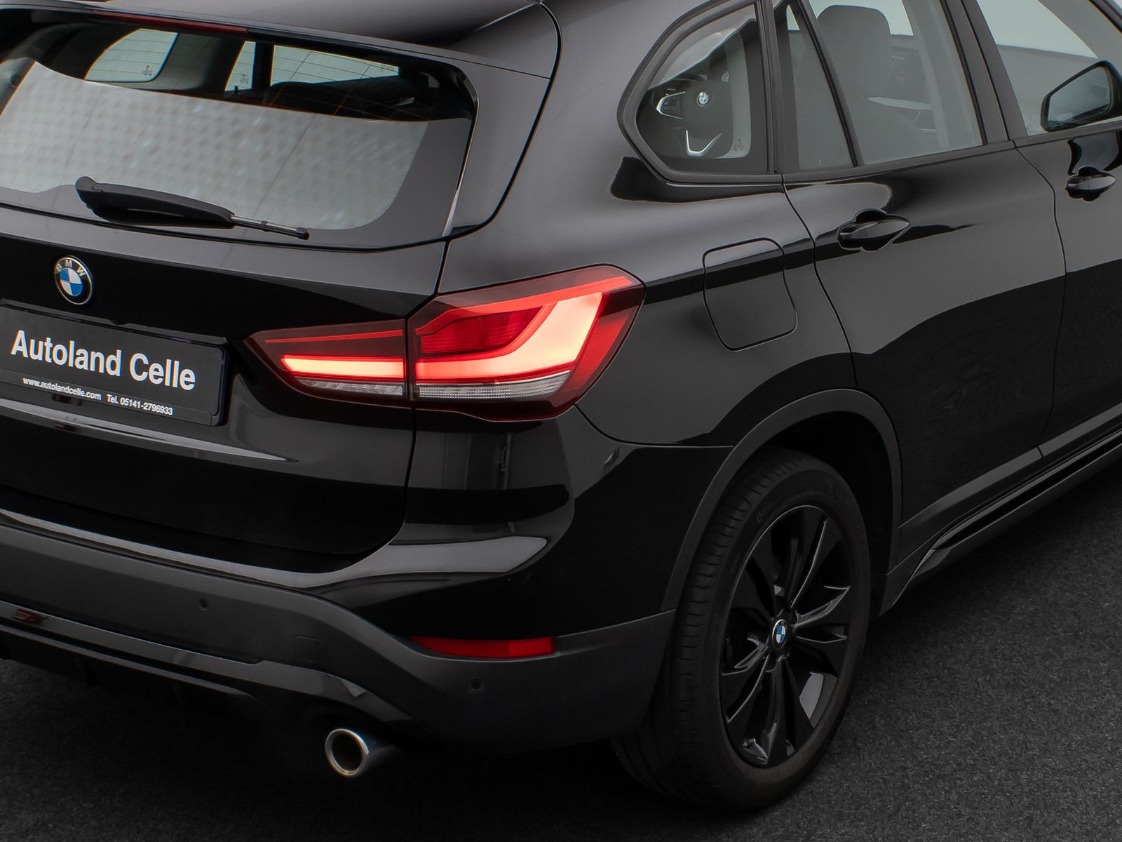 BMW X1 xD20i Sport Line - Samsaru's Car Outlet