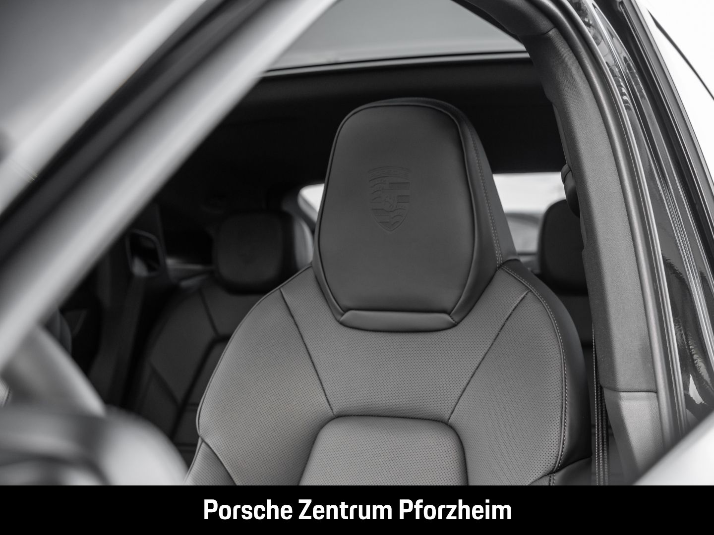 Porsche Cayenne E-Hybrid Coupe BOSE Luftfederung LED