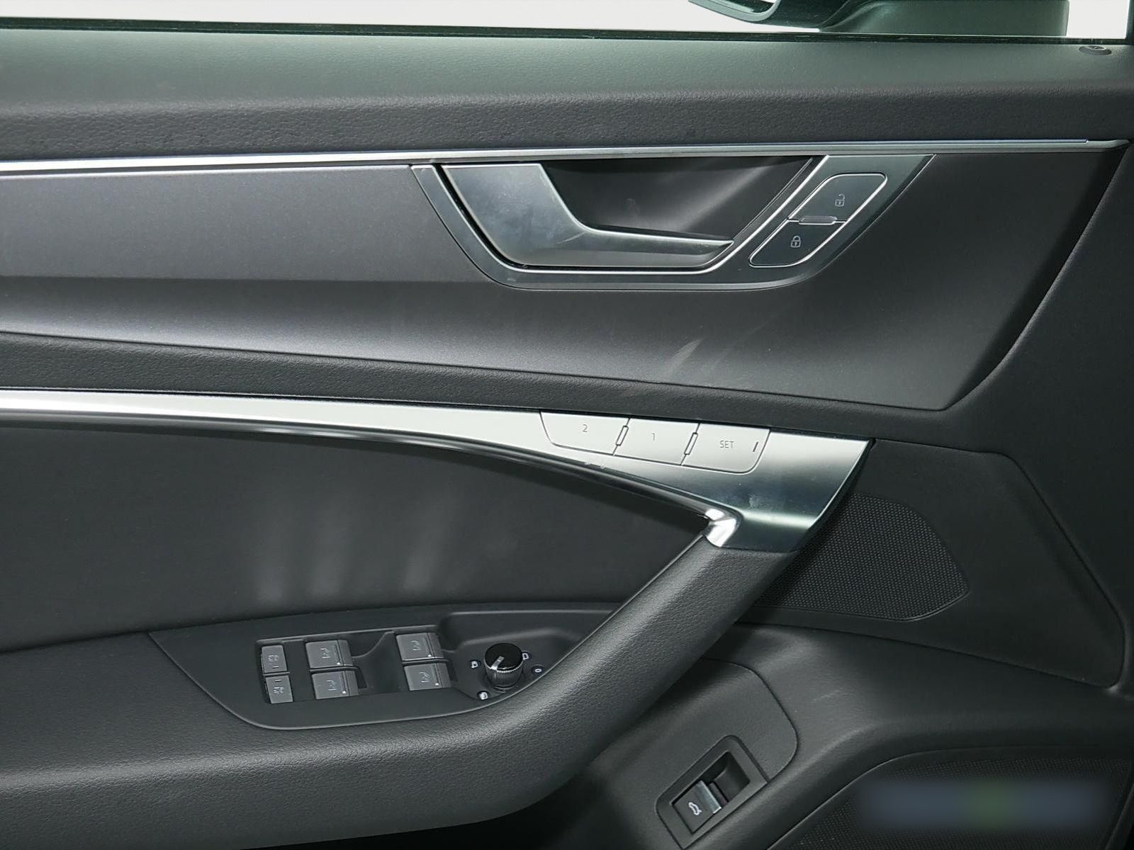 Audi A6 Avant 40 TDI q. S line - Samsaru's Car Outlet