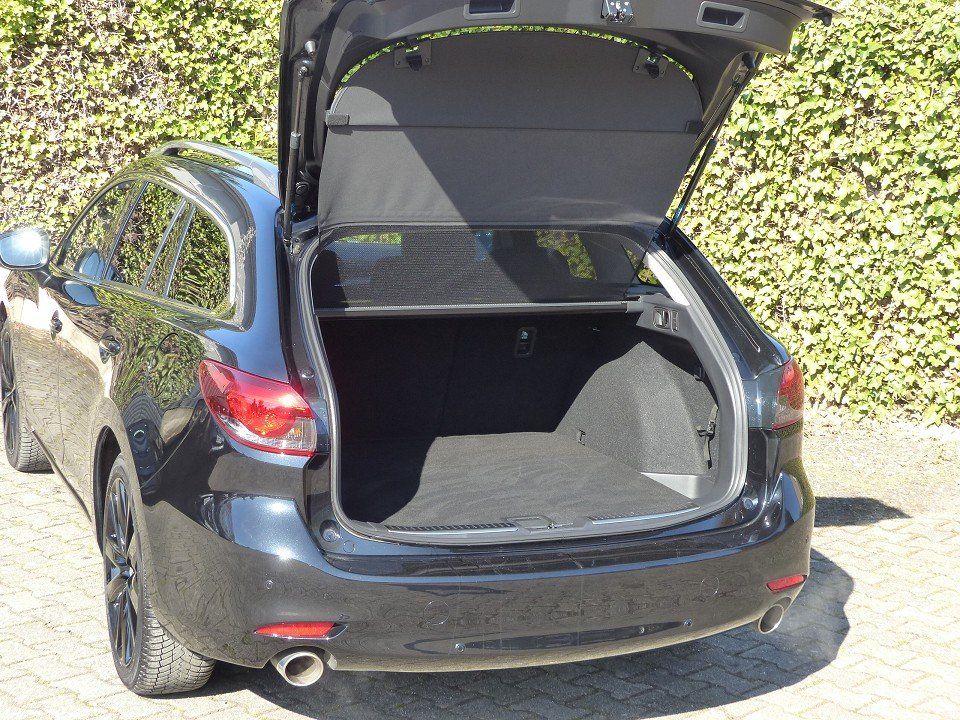 Mazda 6 KOMBI 2.5L SKYACTIV G 194ps Automatik EXCLUSIV