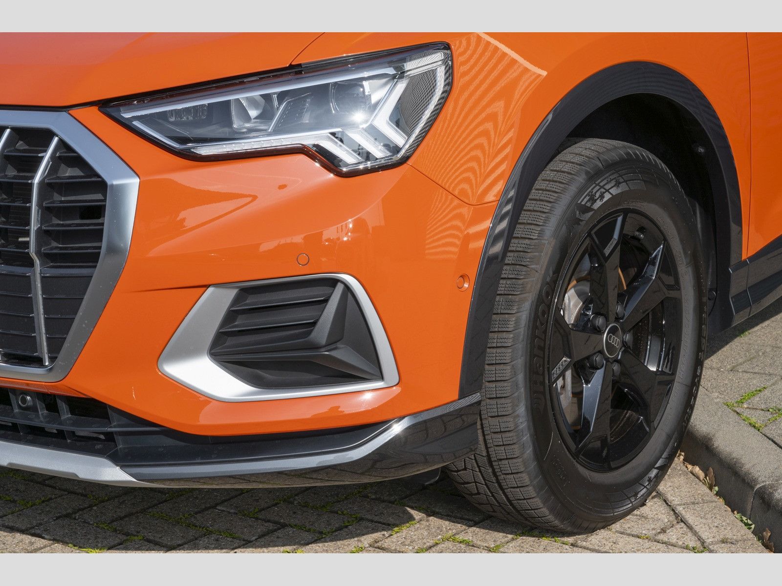 Audi Q3 advanced 40 TFSI quattro S tronic - Samsaru's Car Outlet