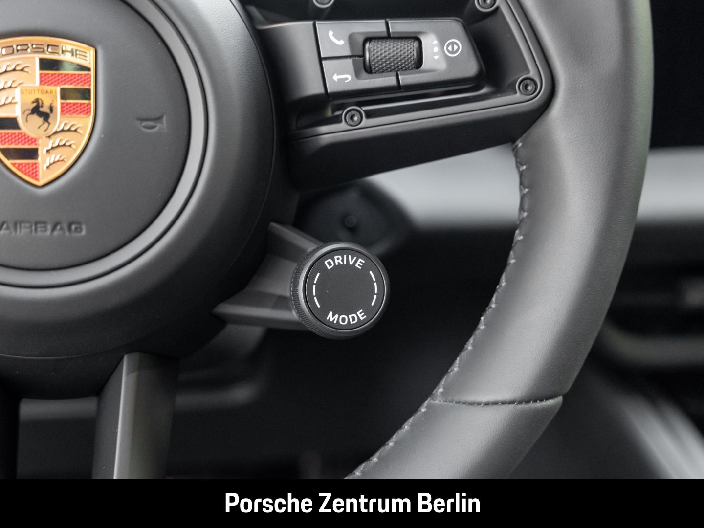 Porsche Macan 4S BOSE Luftfederung Panorama InnoDrive