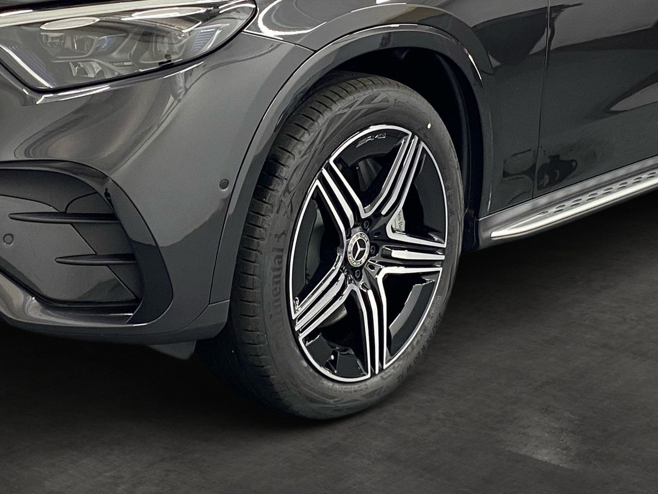 Mercedes-Benz GLC 300 d 4Matic AMG+AHK+PANO+HANDS-FREE+360°