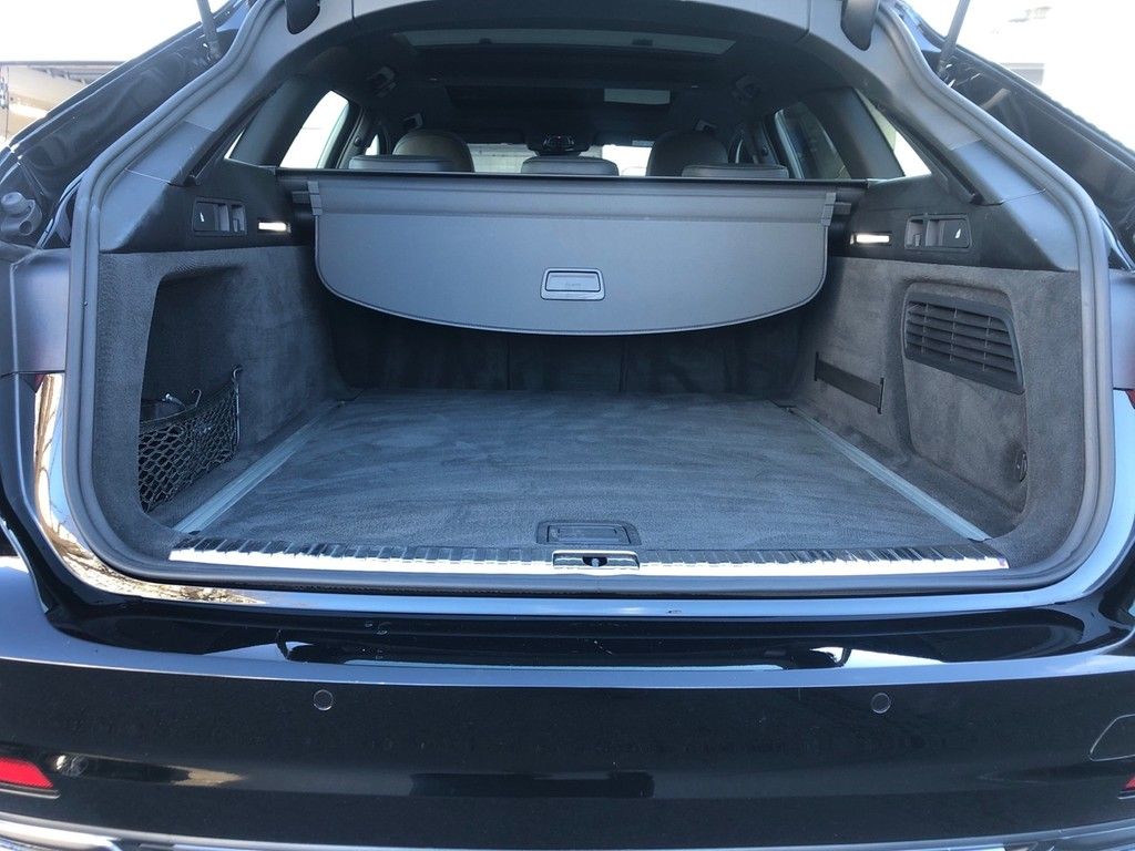Audi A6 Avant 45 TFSI quattro S tronic - Samsaru's Car Outlet