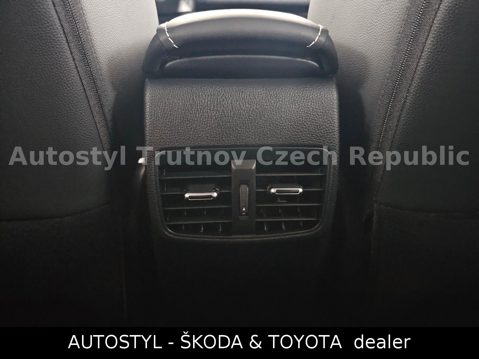Toyota 2.0HEV 197k GR SPORT DYNAMIC HEAD UP
