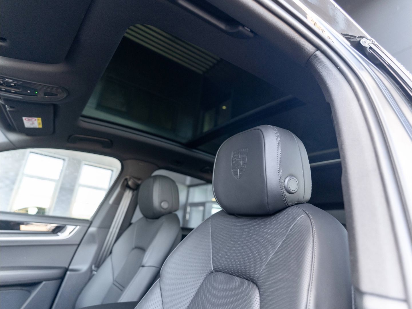 Porsche Cayenne E-Hybrid Hinterachslenkung BOSE HD-Matri