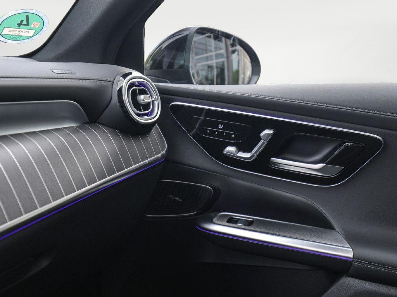 Mercedes-Benz GLC 220 d 4M Edition AMG Line - Samsaru's Car Outlet