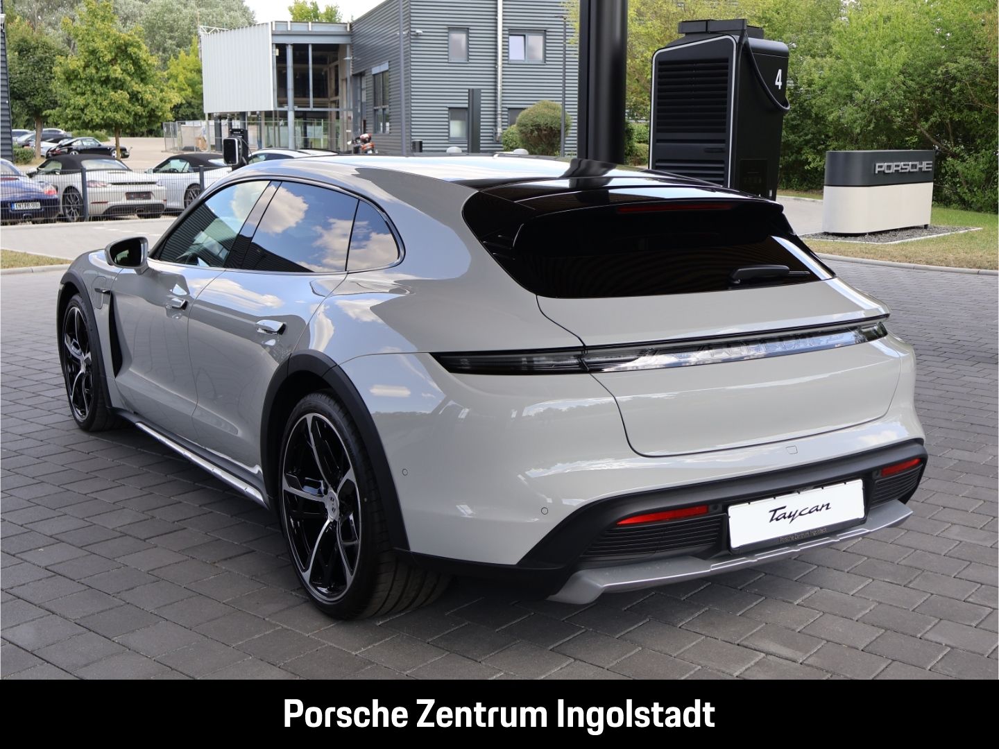 Porsche Taycan 4S Cross Turismo, 4+1 Sitze, SH 4x, Hinte