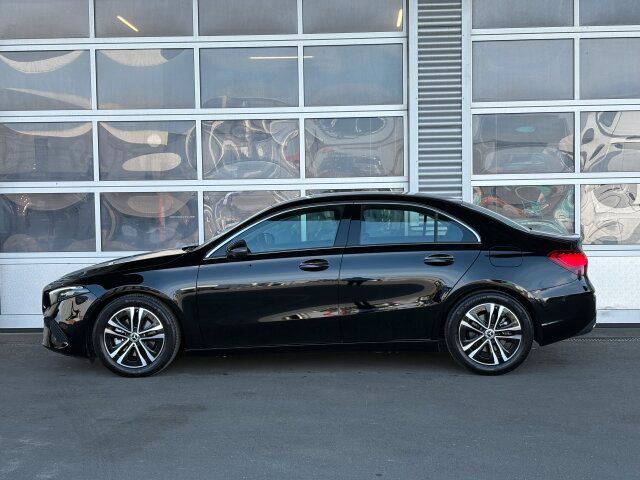 Mercedes-Benz A 200 Limousine Progressive - Samsaru's Car Outlet