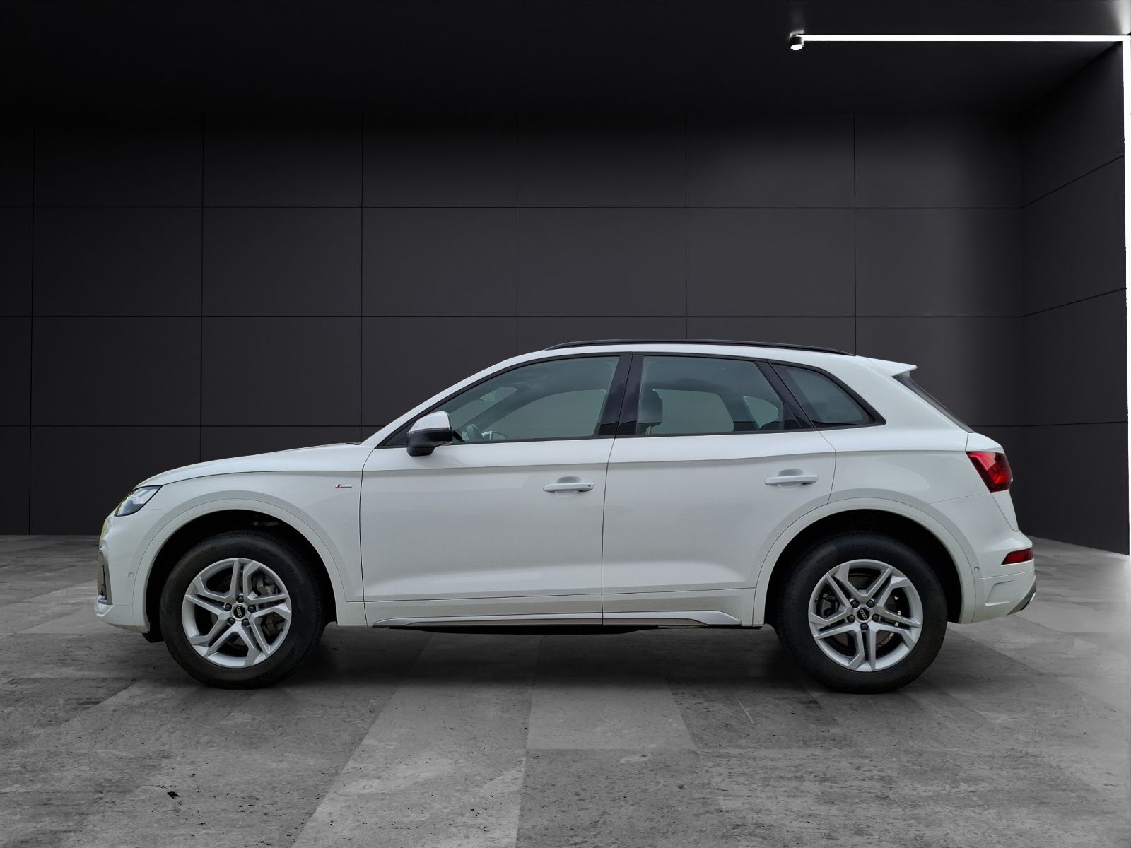 Audi Q5 40 TDI quattro S-line S-tronic STH Matrix AHK