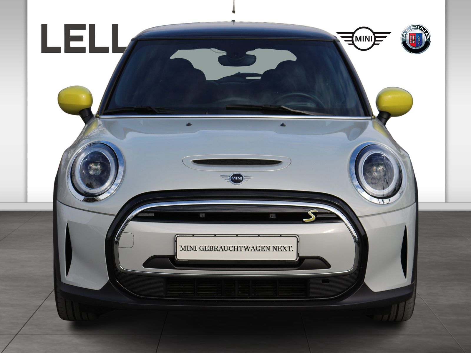 MINI Cooper SE Hatch - Samsaru's Car Outlet