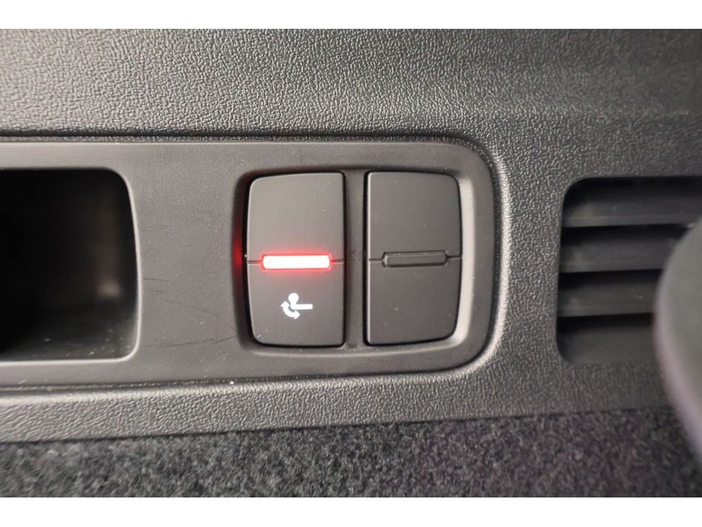 Audi Q5 2.0 TDI quattro S-line S-tronic,Navi,LED,AHK