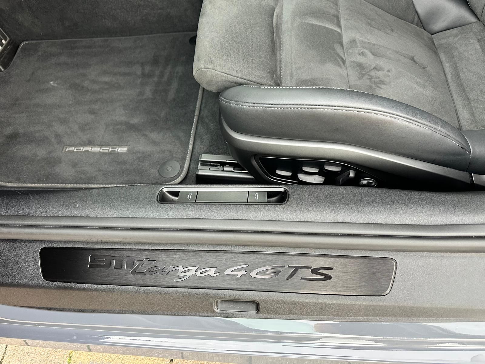 Porsche 911 Targa 4 GTS T-Hybrid 18-Wege LiftSystem BOSE