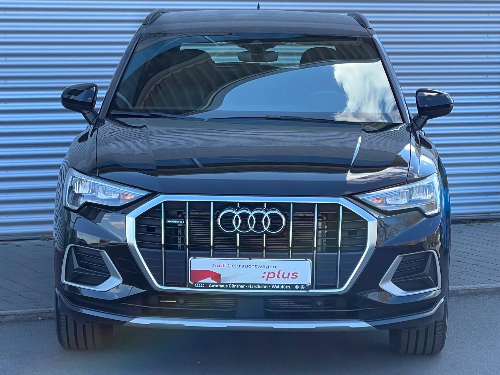 Audi Q3 35 TDI ADVANCED QUATTRO - Samsaru's Car Outlet