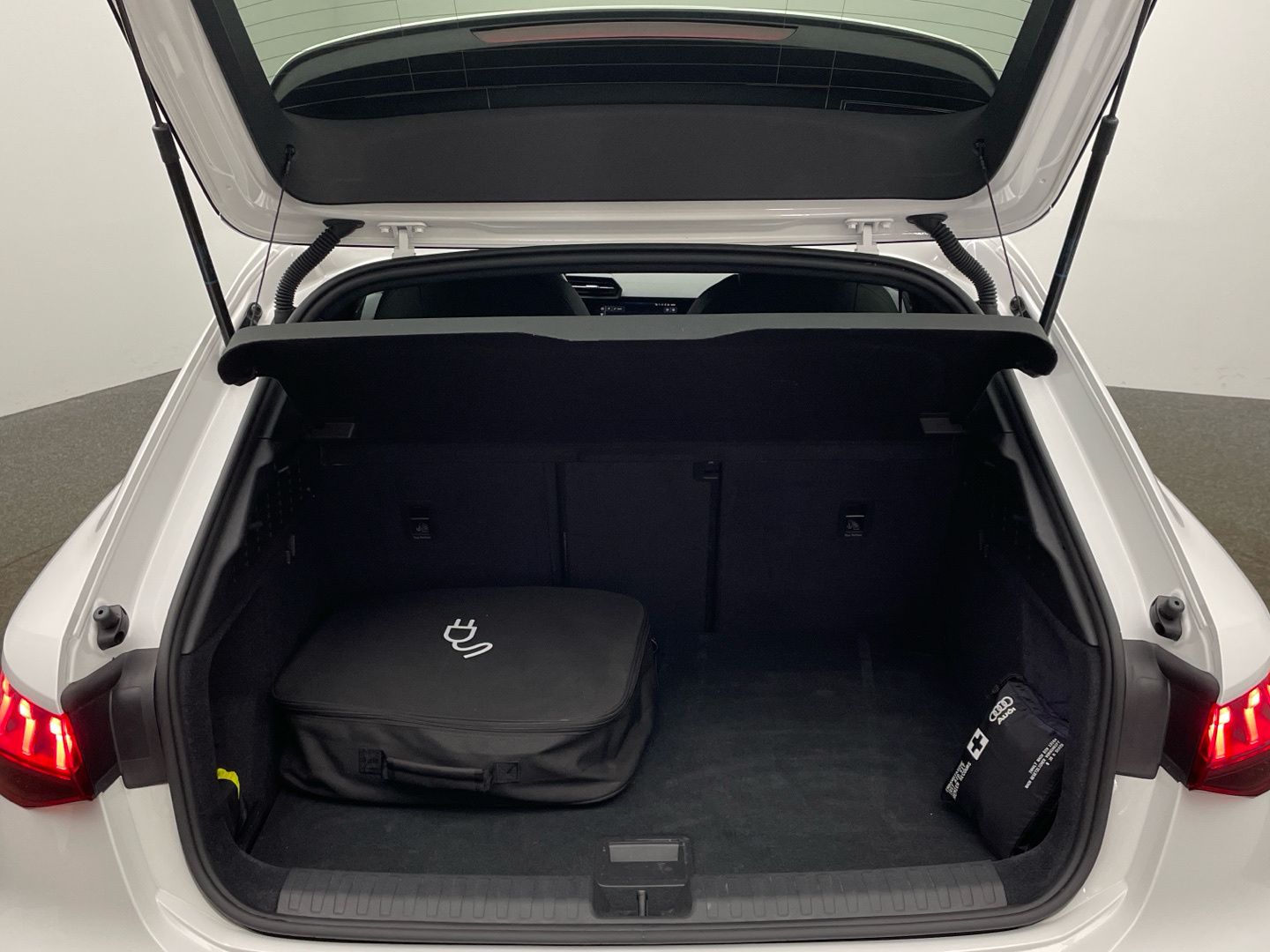 Audi A3 Sportback 40 TFSI e S tronic MMI Matrix B&O