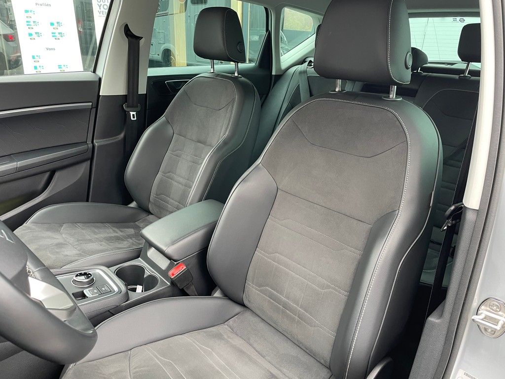 Seat Ateca 2.0 TDI DSG 4Drive Style DCC AHK*STHZG*VIR