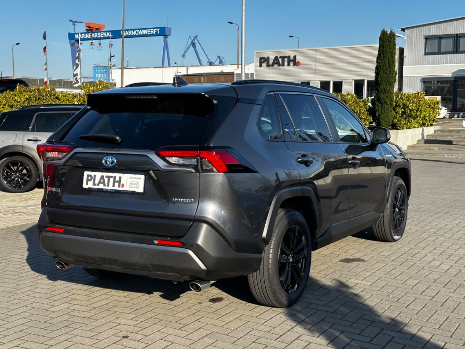 Toyota Hybrid 4x2 Club - Samsaru's Car Outlet
